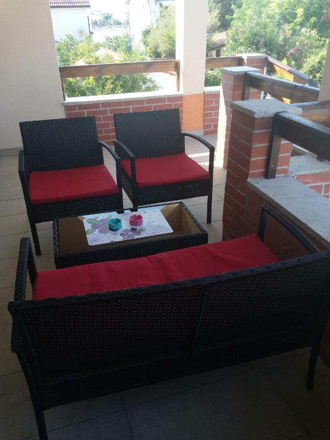Ulica Zitna Xxvii Br.12 Apartman Ljevar Apartamento Vir Exterior foto